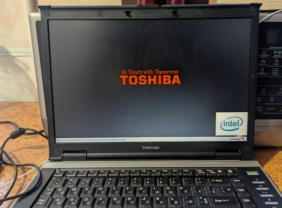 Ноутбук Toshiba рабочий