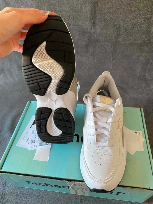 Puma Court Lally