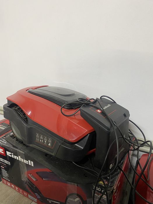 Робот косарка Einhell