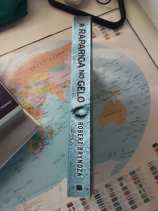 Livro "A rapariga no gelo"