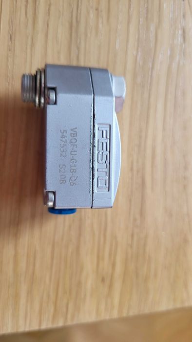 Zawór szybkiego odpowietrzania FESTO-547532