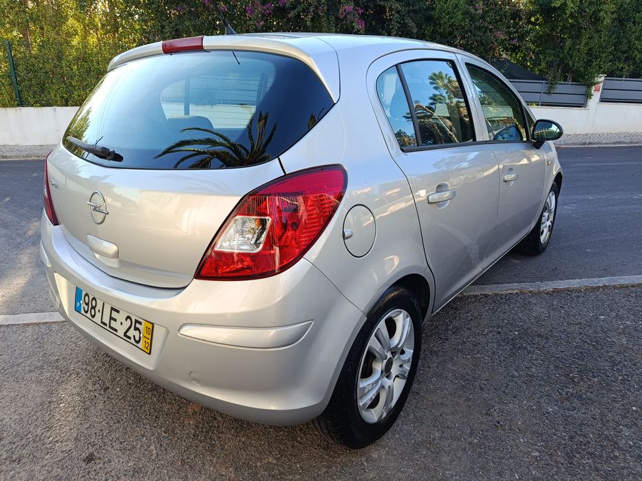 Opel Corsa 1.2 Gasolina — photo 3