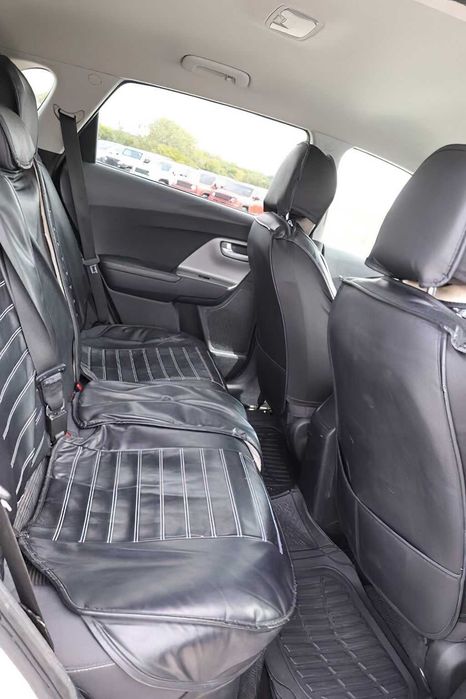 Kia Niro LX      2018