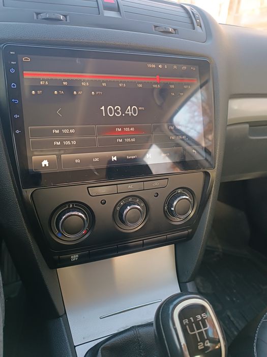 Автомобіль шкода
