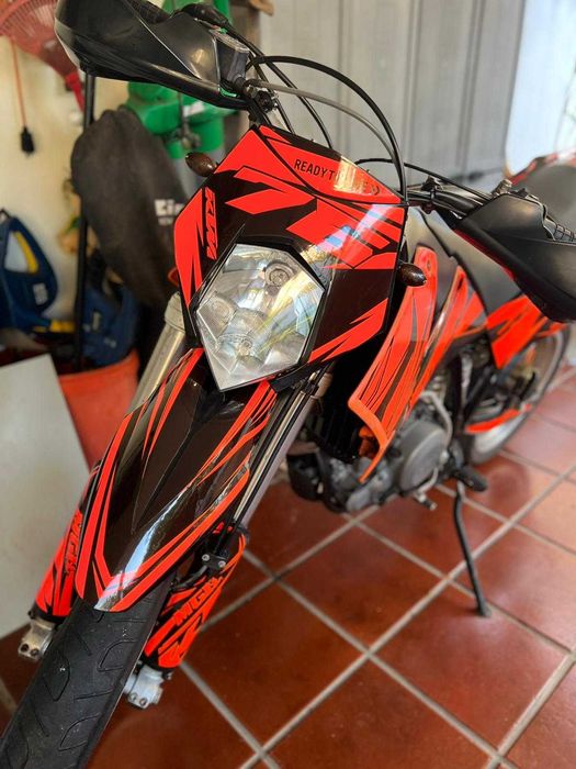 KTM 640 Super Motard