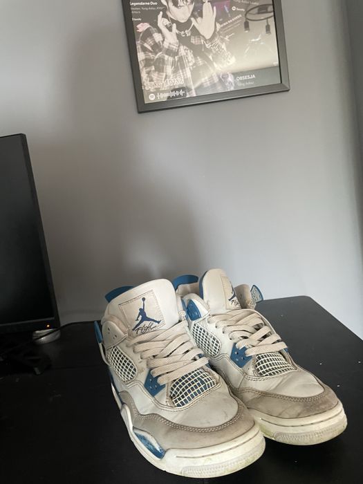 Nike Air Jordan 4