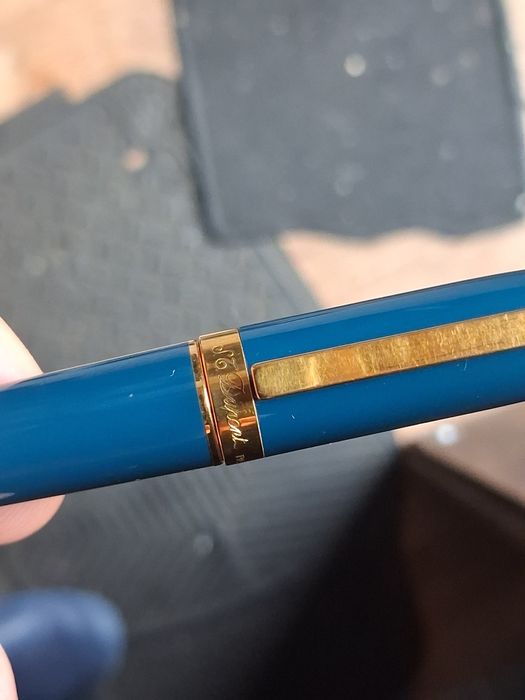 Caneta ST.Dupont Fidélio laca azul e ouro