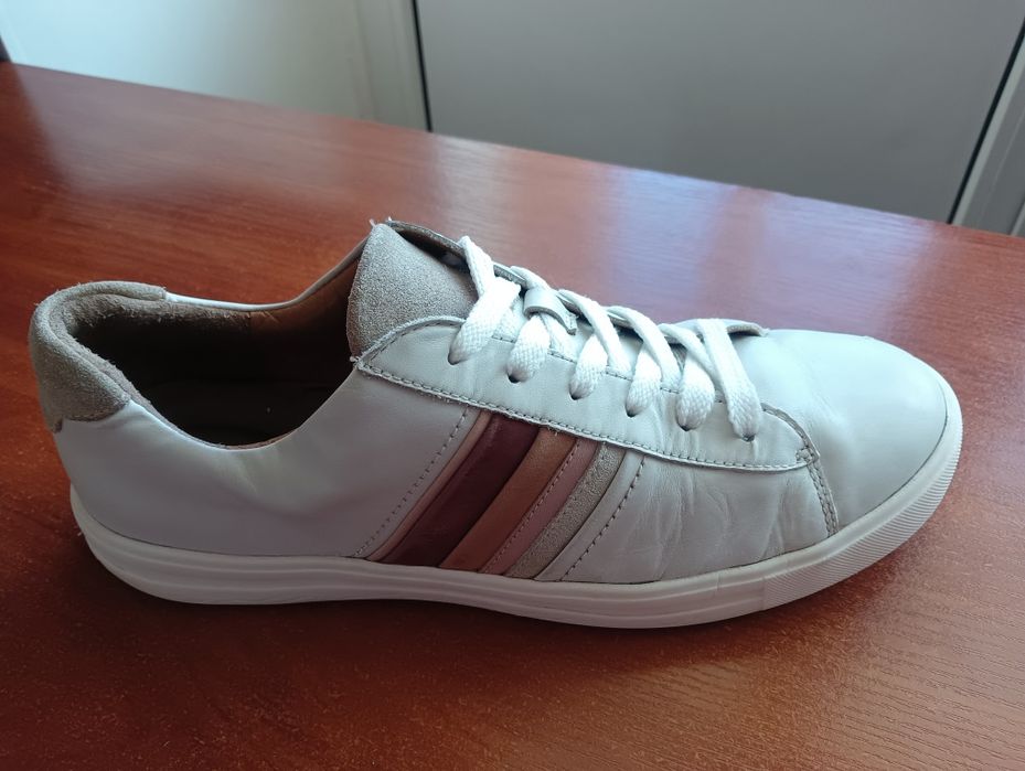 Шкіряні макасіни