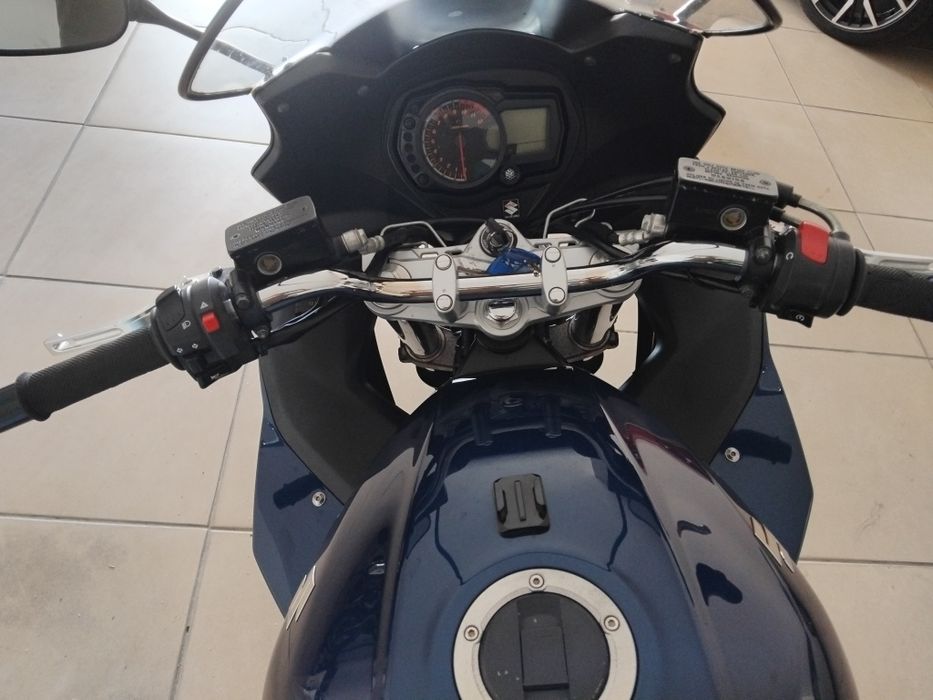 Vendo Suzuki GSX1250 FA