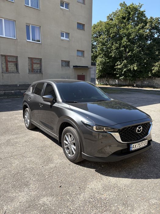 Mazda CX-5 новая 2025 г. машина в идеале все в родной краске машина обслужена на официально..
