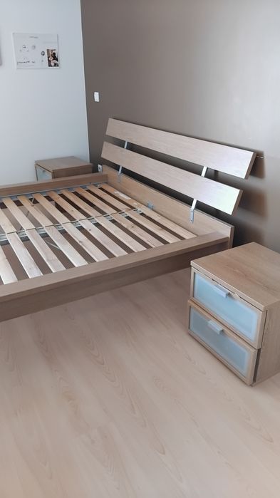 Cama Sultan Lade ikea + 2 mesas de cabeceira
