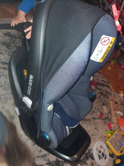 Baza Maxicosi 2Wayfix plus nosidełko PebblePro