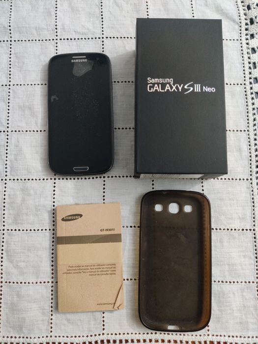 Samsung Galaxy S3 Neo + Capa Silicone