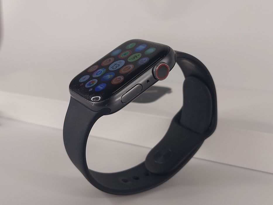 Apple Watch Series 6 44mm LTE, GPS + Cellular