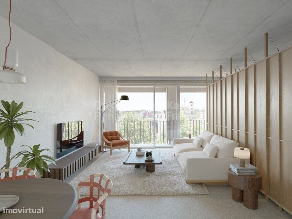Apartamento T3 Duplex com varanda e piscina comum em Marvila, Lisboa