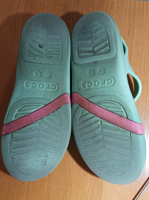 Босоніжки Crocs J3