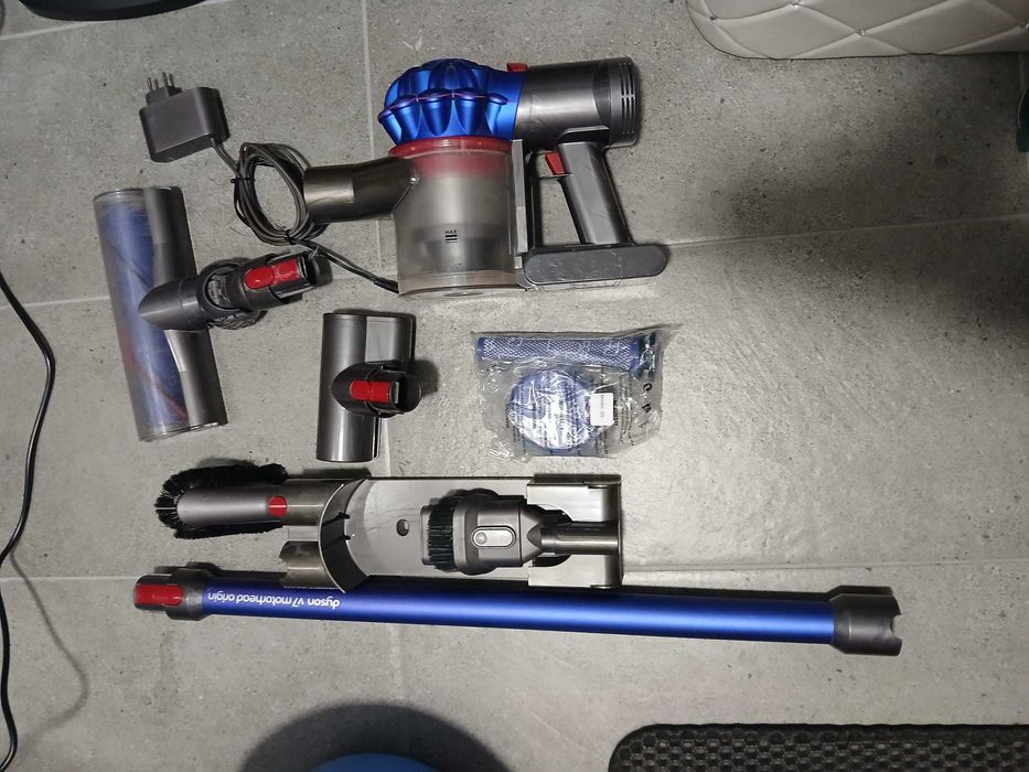Dyson V7 duży zestaw bateria 100%