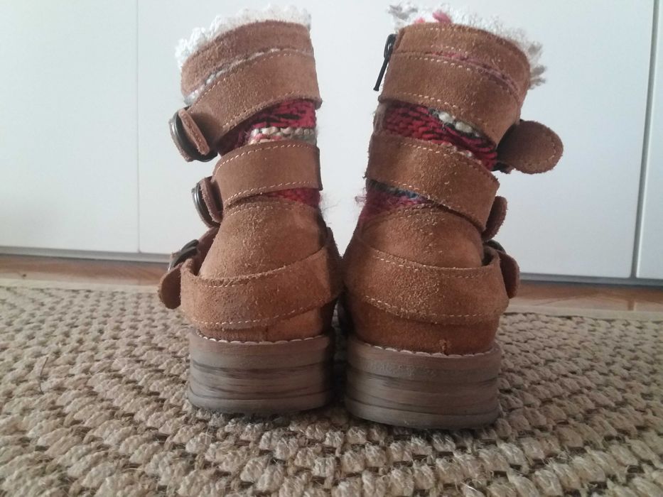 Botas de Camurça Mel com Renda, n.º 35