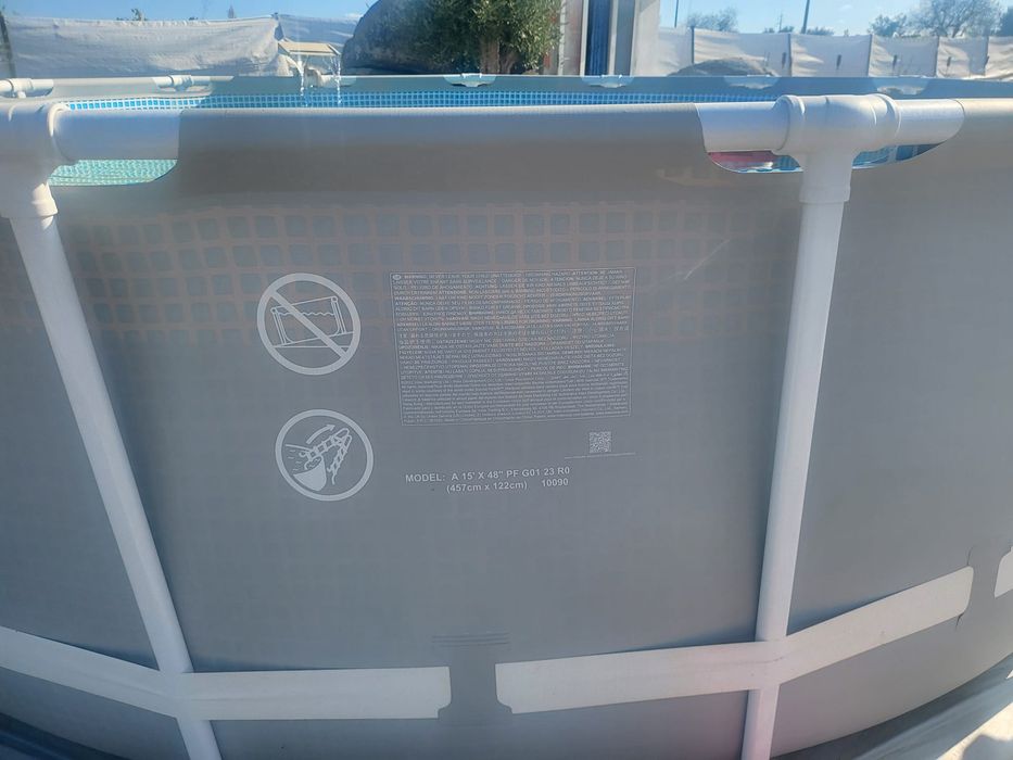 Piscina com 15 dias de uso