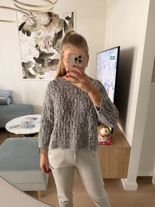 Szary melanżowy sweter H&M XS