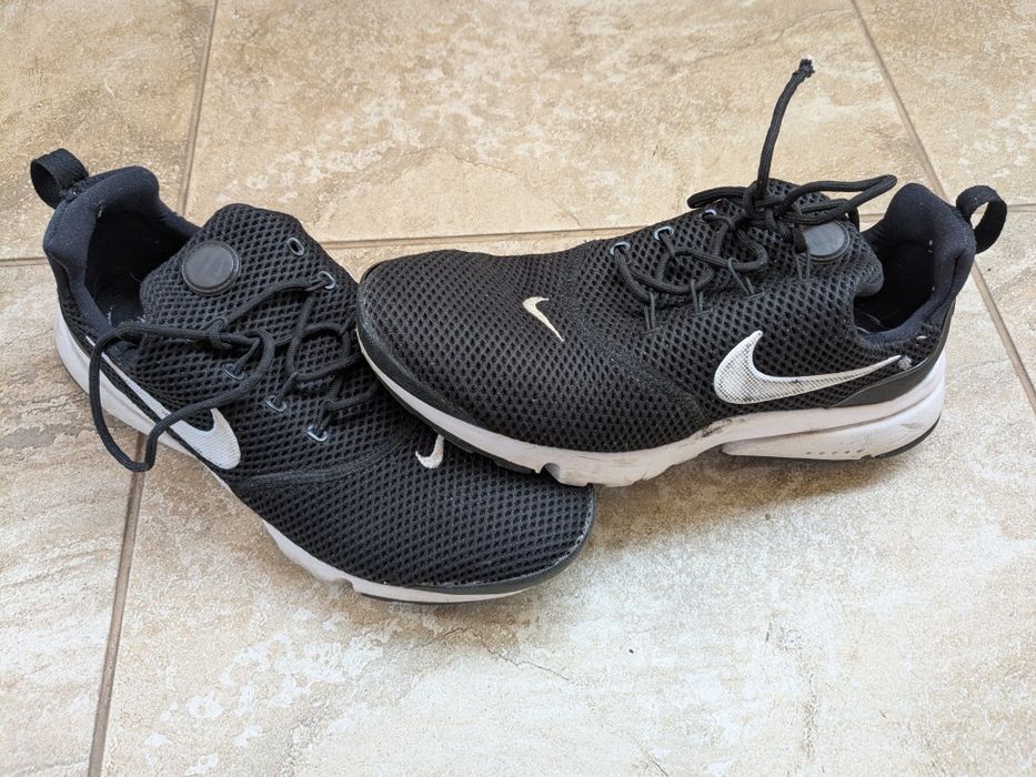 Кросівеи Nike оригінал 38р