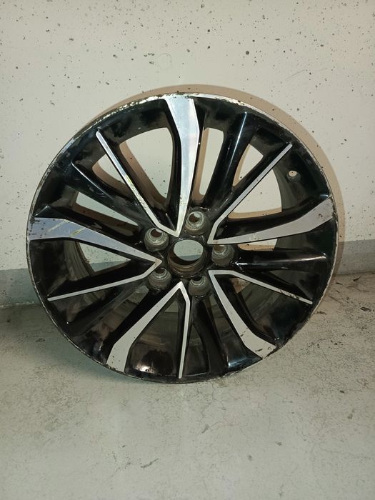 Felga Toyota Avensis 17″ x 7J ET45