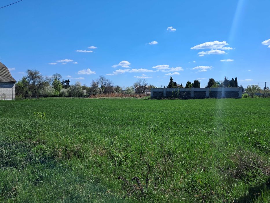 Продам земельну ділянку