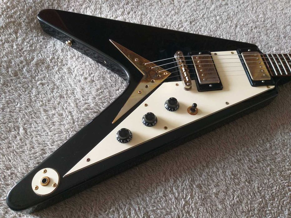 Гитара Flying V BRIAN by BACCHUS