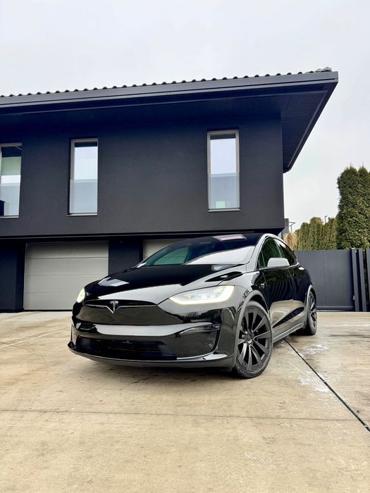 Tesla Model X Tesla Model X 100D (lub odpowiednia wersja) | AWD | Autopilot | 6-osób