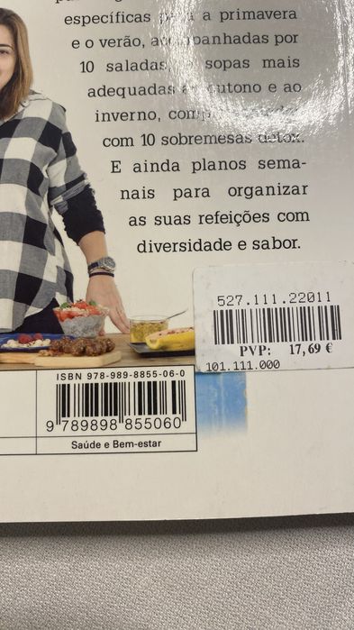 Livro Sopas Saladas e sobremesas detox