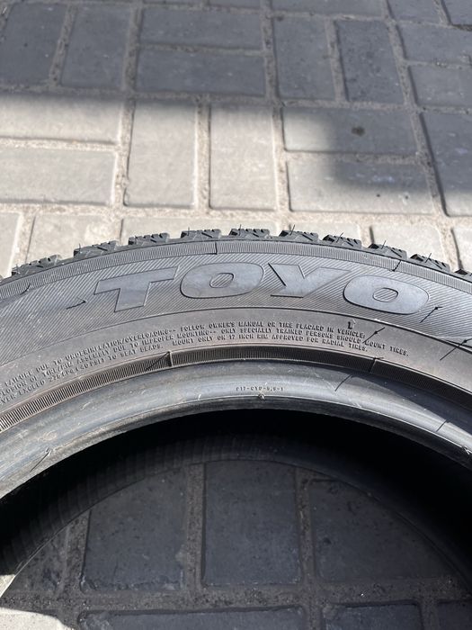 225/55/17 Toyo Observe GSI-6HP made in Japap 1шина, зимня