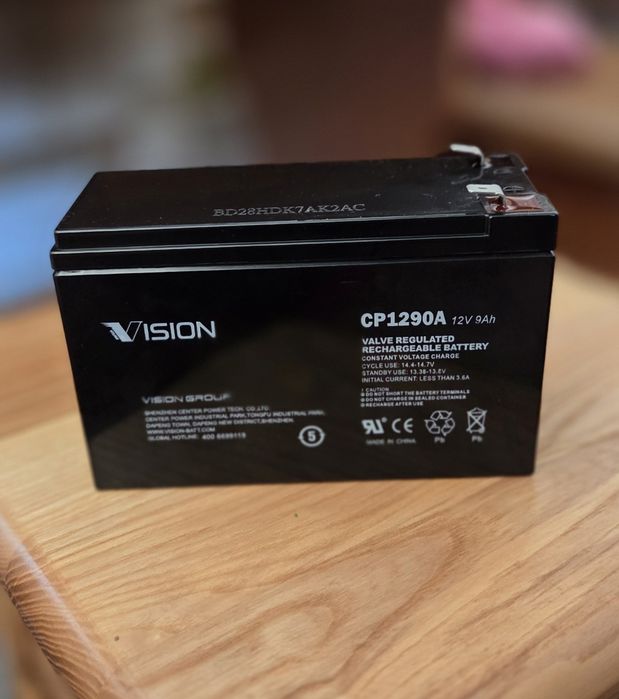 Продам акумулятор 12V 9Ah