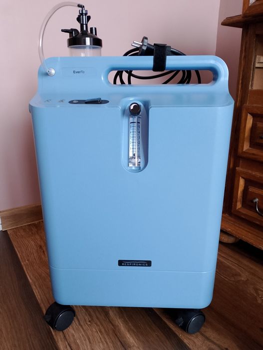 Koncentrator tlenu Philips EverFlo + filtr, wąsy 5m, woda