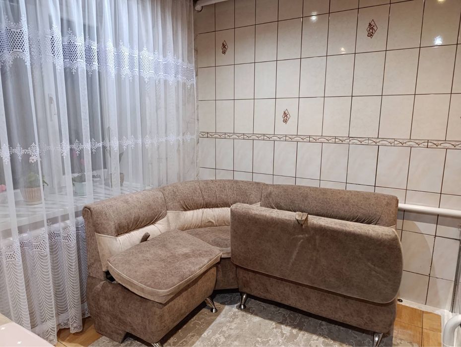 Продам мʼякий кухонний куточок/вуголок