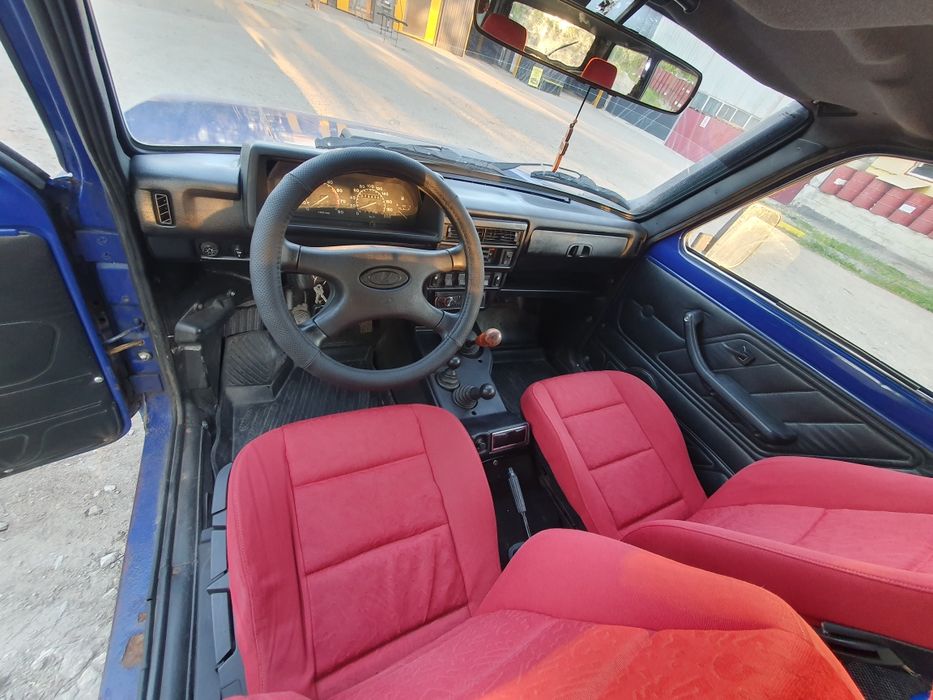 Нива 4×4 1,7  2007год