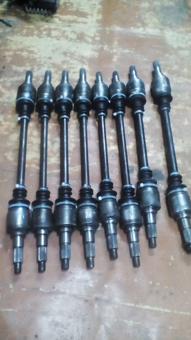 Продам полуоси (привода. Шрусы) так же в наличии стартера форд сиера