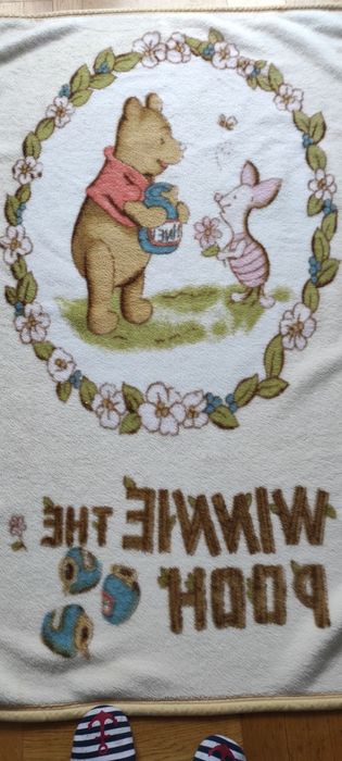 Gruby Koc dziecięcy z Kubusiem Puchatkiem i Prosiaczkiem