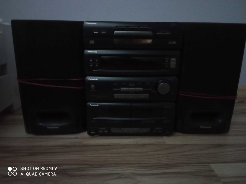 Wieża Panasonic SA-CH72.