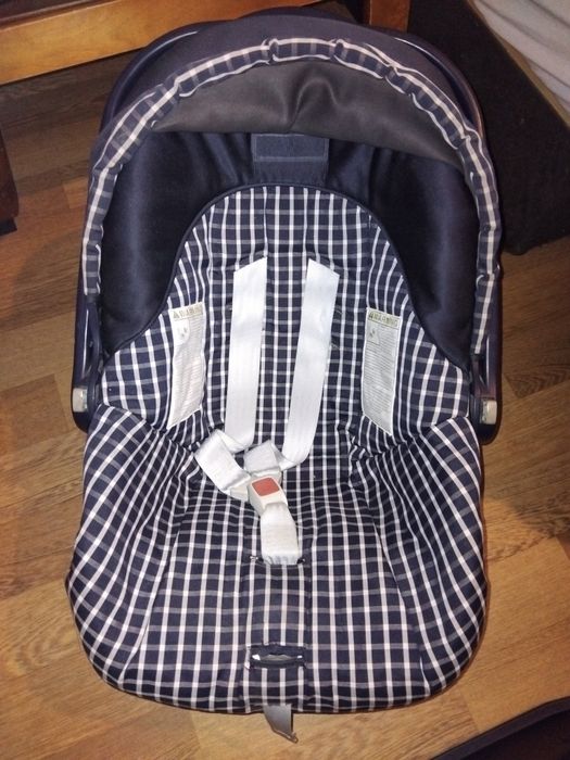 Автокрісло люлька від 0 до 13 кг.