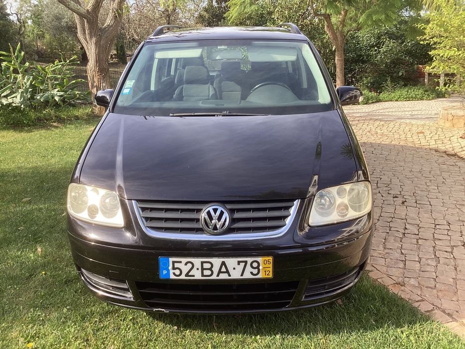 VW TOURAN 1.9 TDI Conceptline 5 lugares DSG