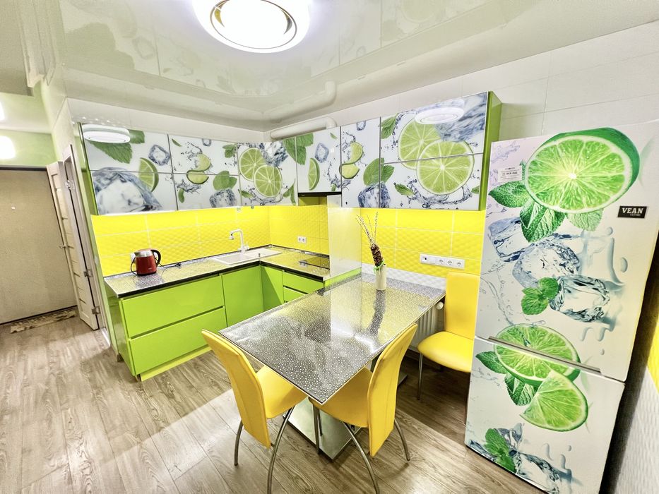 ЖК Смарт с ремонтом, мебелью,техникой,паркингом, кладовкой. от хозяина