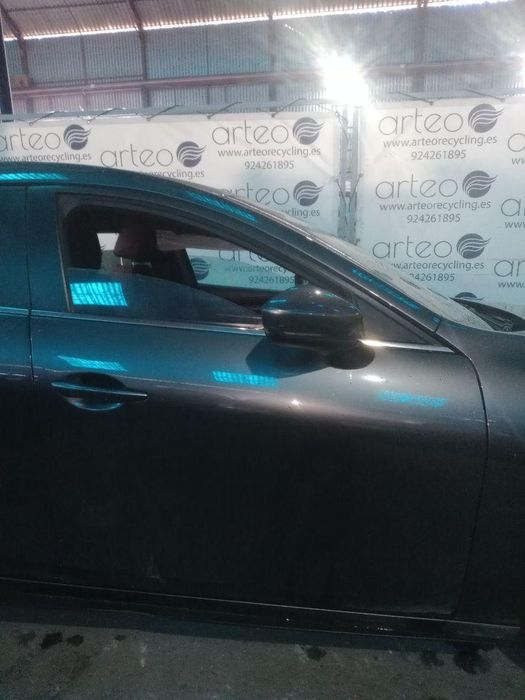 Capô Mazda 3 Berlina Bp
