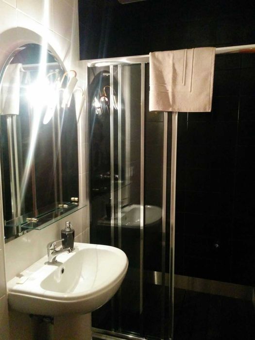 Quarto mobilado ao pé do ISEP, ESS no Pólo Universitário