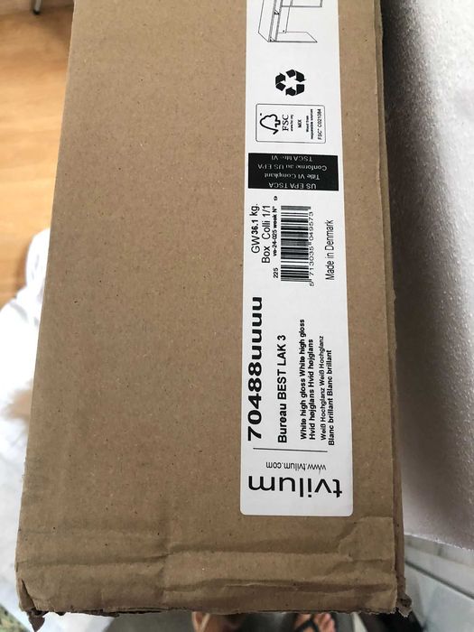 Secretária EM CAIXA nova branca