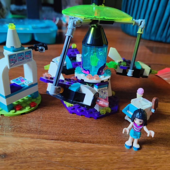 Klocki zestawy mix Lepin Friends 41127