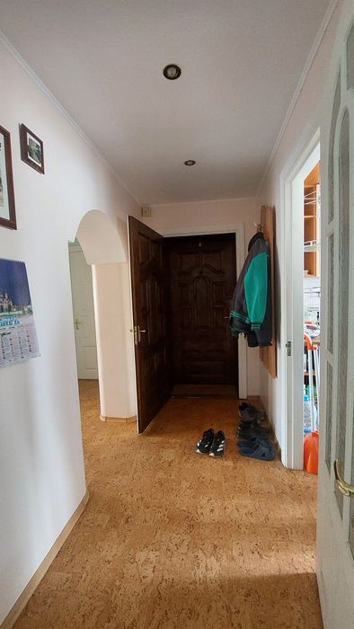 Продам 4-кімнатну квартиру. Вул.Грецька,14.