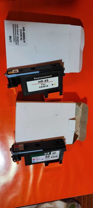 Tinteiros e Cabeçotes HP 88