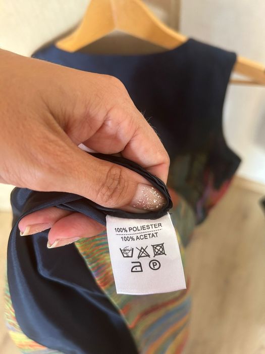 Solar sukienka letnia na podszewce r.34,