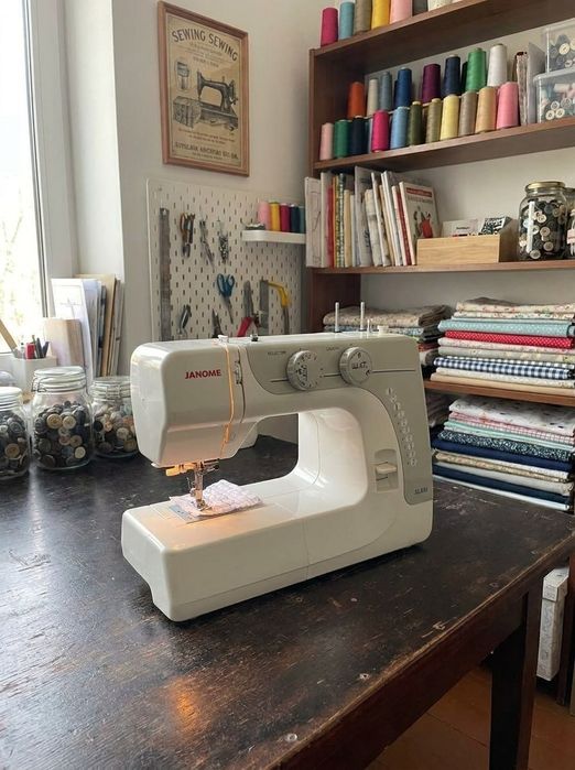 Швейна машинка JANOME EI-530