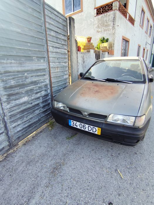 Nissan Sunny 1.4 SLX (1994)